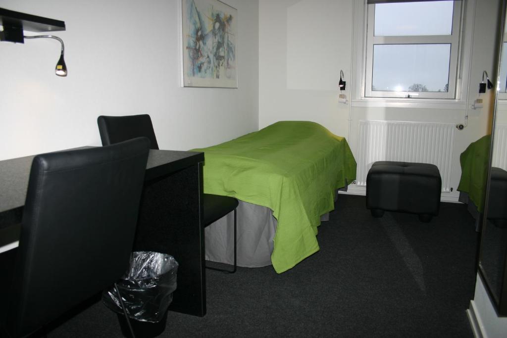 הוסטל סבנדבורג Stoberiet מראה חיצוני תמונה A treatment room at a medical practice