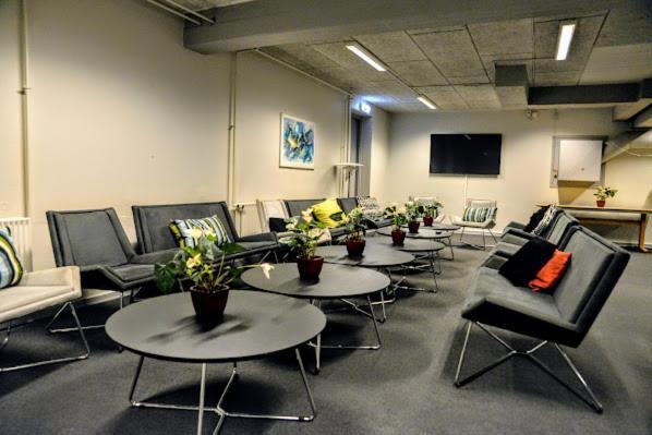 הוסטל סבנדבורג Stoberiet מראה חיצוני תמונה The waiting room at the clinic