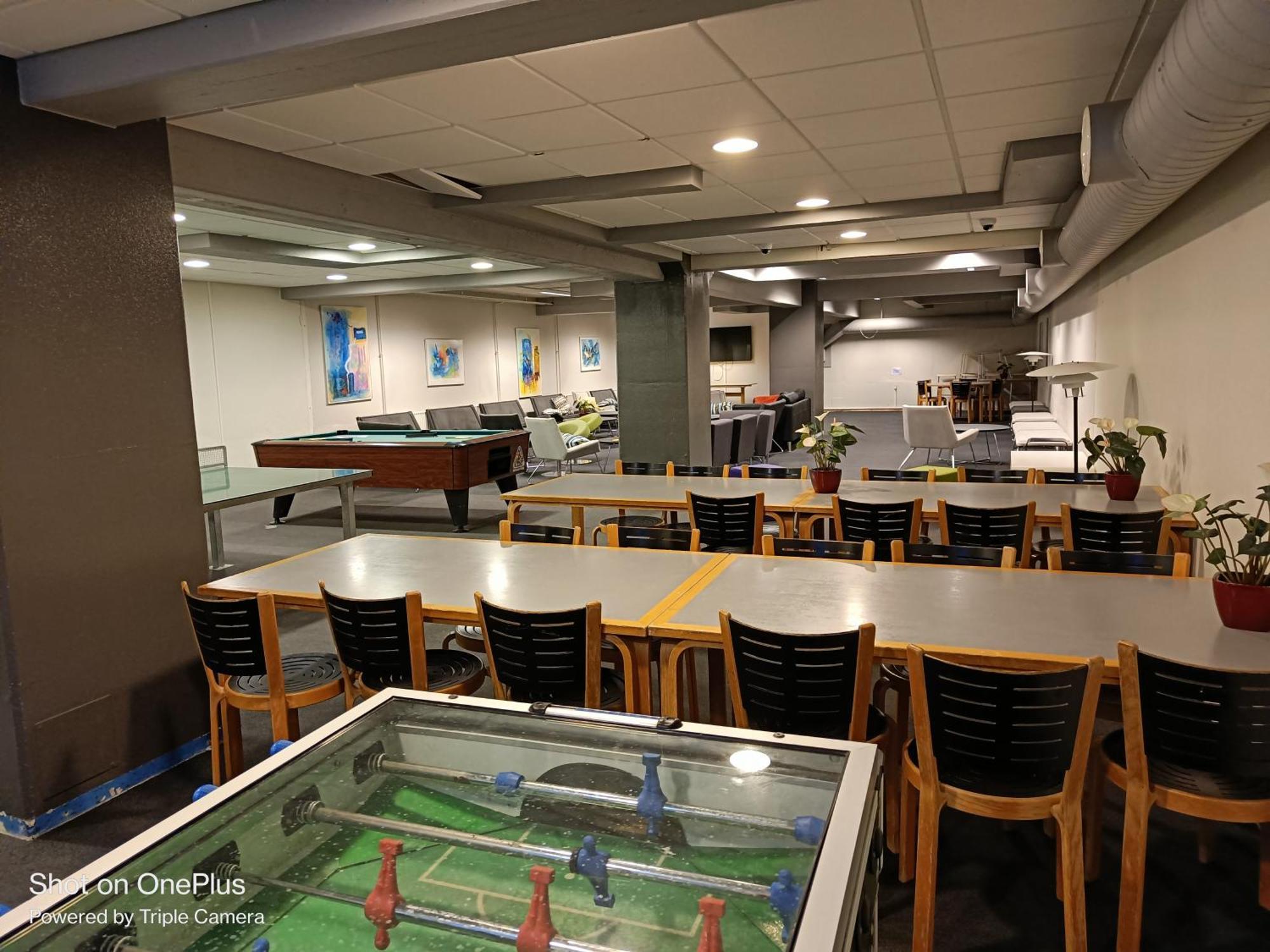 הוסטל סבנדבורג Stoberiet מראה חיצוני תמונה The student lounge at the University of Stavanger