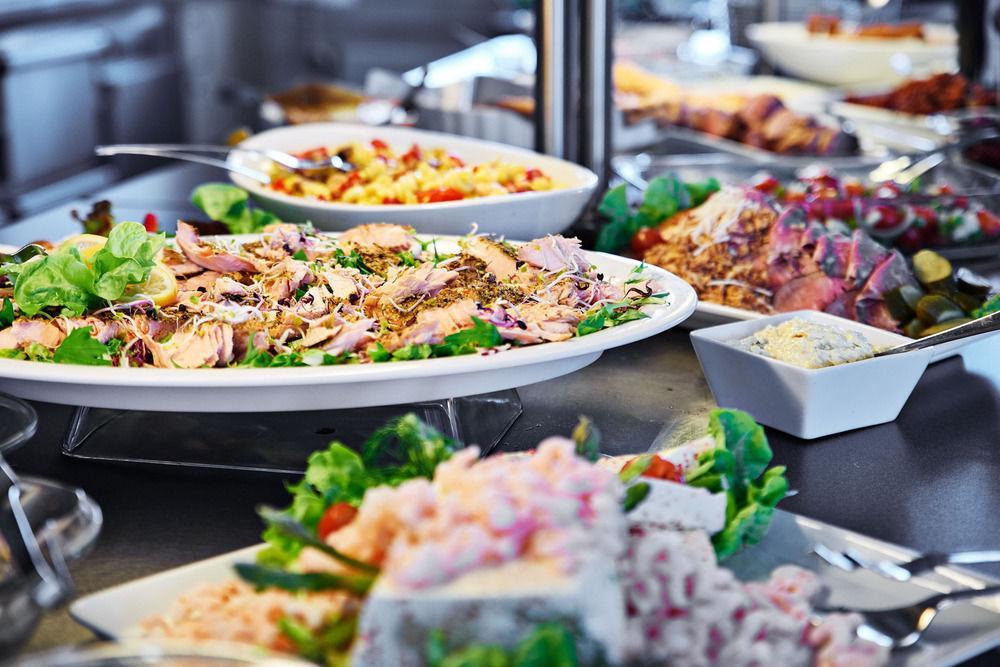 הוסטל סבנדבורג Stoberiet מראה חיצוני תמונה A salad bar