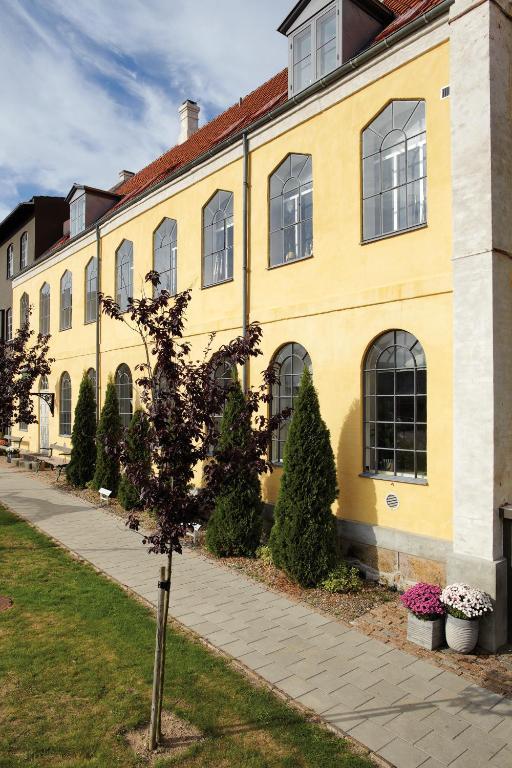 הוסטל סבנדבורג Stoberiet מראה חיצוני תמונה The former university library